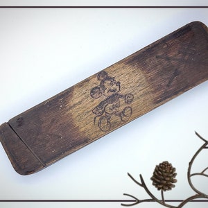 Astuccio antico in legno di Topolino, scatola della penna
