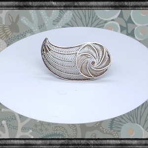 Vintage Mid-century big filigree silver brooch pin