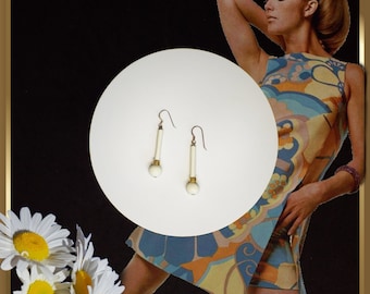 Vintage Finnish Aarikka white and gold wooden dangle earrings