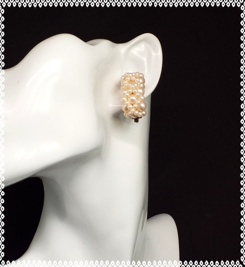 Vintage mid-century faux pearls clip-on earrings