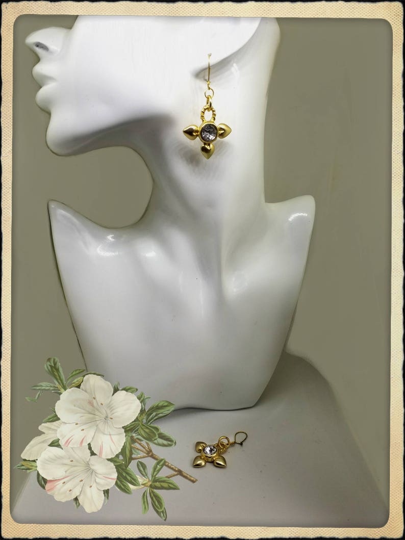 Vintage goldtone dangle earrings