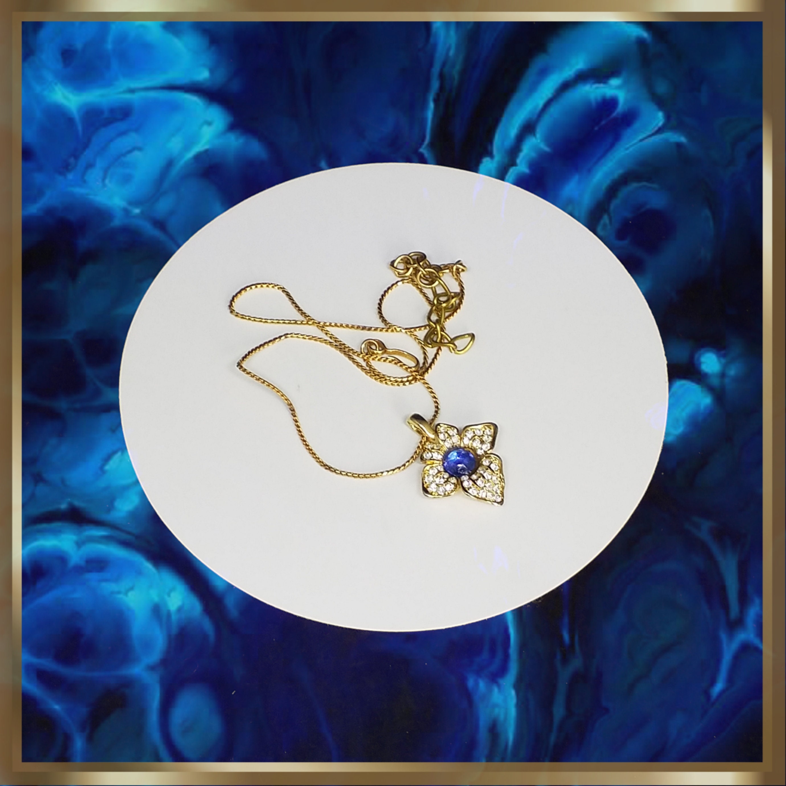 Pendentif Ancien Avec Gros Strass Bleu - Bijou Vintage, Occasion En Bon état