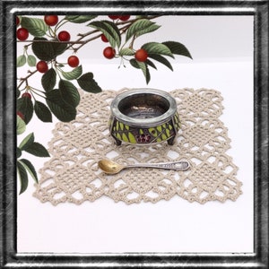 Vintage solid silver cloisonné enamelled salt or caviar bowl