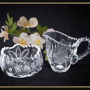 Vintage Finnish Riihimäki Crystal glass creamer and sugar wowl
