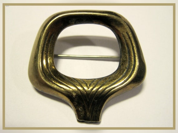 Broche Ancienne Kalevala Jewelry - Déesse De La Lune - Bronze - Finlande - Vintage
