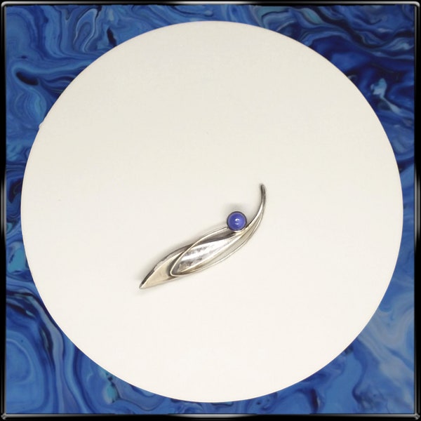 Vintage Finnish Elis Kauppi solid silver with blue Moonstone brooch pin