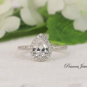 Pear Engagement Ring - Pear Cut Ring - Pear Halo Ring - Wedding Ring - Diamond Stimulants (CZ) - 1 Carat - Sterling Silver