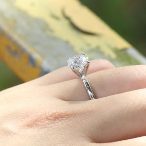 1.5ct Round Solitaire engagement ring , Classic Round Cut 4 prongs , Diamond Simulant CZ, Cubic Zirconia Ring, Sterling Silver (size 3.5~9)