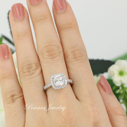 VE-01107 Sterling Silver Cushion Round Cubic Zirconia CZ 2Pc Halo Wedding Engagement Ring Set VE-01107 Sterling Silver Cushion Round Cubic Zirconia CZ 2Pc Halo Wedding Engagement Ring Set