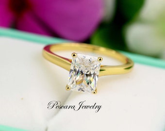 1.5 Carat Radiant Cut Solitaire Ring, Radiant Cut Engagement Ring, Radiant Cut Ring, Wedding Ring, 14K Yellow Gold Plated Silver Ring