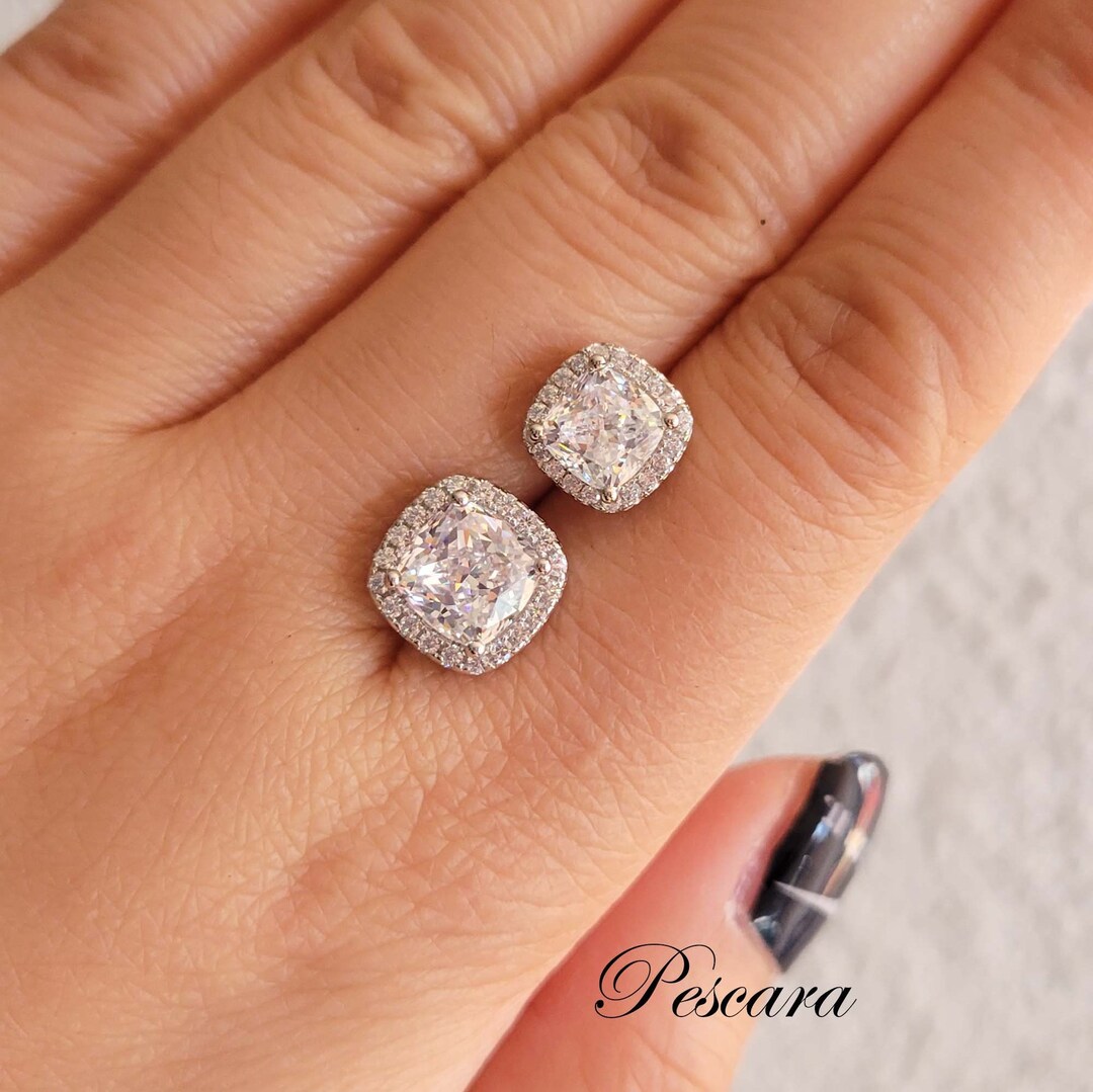 キングアイス ピアス HALO CUSHION-CUT STUD EARRINGS 2個 il_1080xN.4690776671_5yv3.jpg
