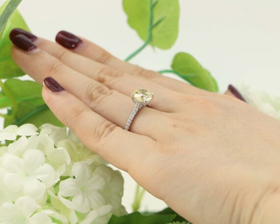 Anello Di Fidanzamento Con Aureola Rotonda Con Diamanti Sale E Pepe, Set Di Fedi Nuziali, Anello Nuziale Con Aureola Rotonda Con Diamanti In Oro Massiccio, Sale E Pepe - Foto 10