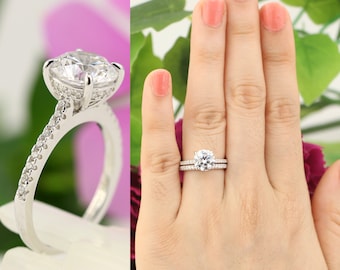2.5 ctw Round Solitaire Wedding ring set, 2 Carat (8mm) Round Cut Engagement Ring, Promise Ring, Bridal ring, Diamond simulant CZ Ring