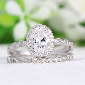 2.1ctw Oval Bridal Set, Art Deco Halo Ring, Oval Engagement Ring, Promise Ring, Diamond Simulants, Sterling Silver