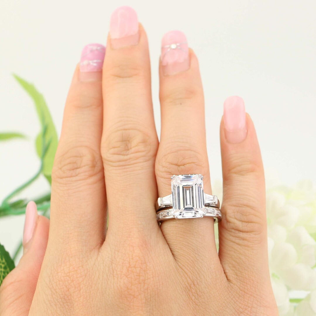 8.08 emerald cut diamond ring discount