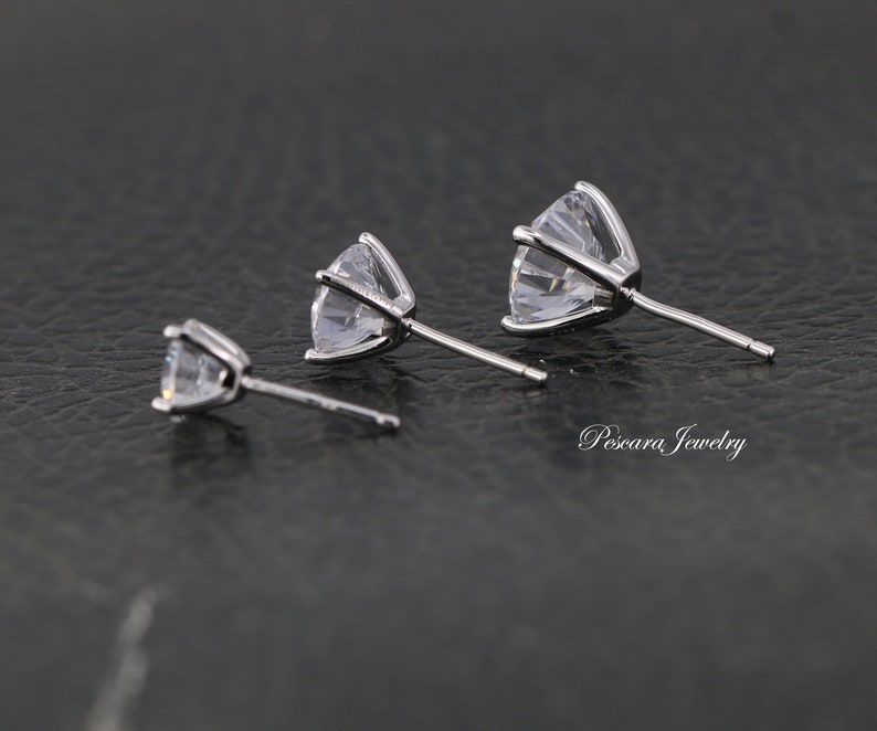 Silver Stud Earrings 4 prongs Everyday Earrings bridal Earrings Round Stud 6.75mm, 8mm and 10mm zdjęcie 3