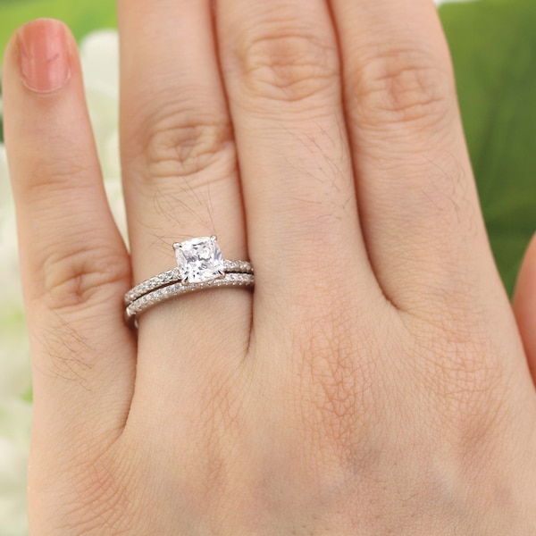 1.4ctw Cushion Cut Engagement Ring Set, Cushion Cut Promise Ring, Cushion Wedding Ring set, Promise Ring, CZ Diamond Simulant Silver Ring