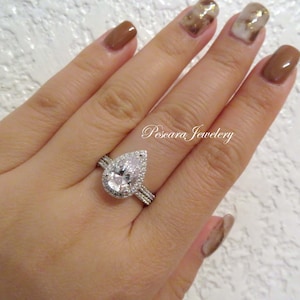 2.7ct tw Classic Halo Bridal Set, Pear Ring, Bridal Ring, Pear Halo Engagement Ring, Wedding Ring set, Diamond Simulants, Sterling Silver