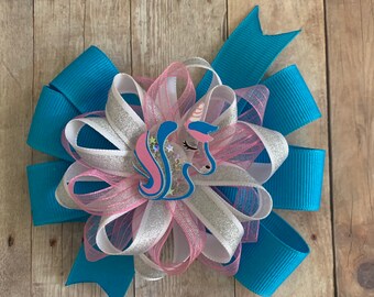Unicorn Bow, Unicorn Shaker Bow, Unicorn Birthday Bow, Unicorn Pinwheel Bow