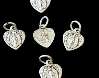 Madonna Miraculous Extra Small Silver Tone Heart with Double side VINTAGE STYLE Set of 5  for Charm Bracelet or Pendant Virgin Mary