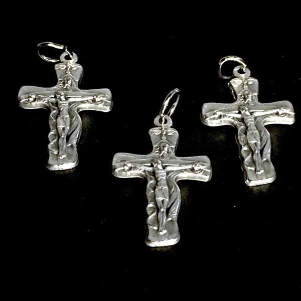 PRIVATE SALE LESBOX Trinity Jesus God and Holy Spirit Crucifix Set Of 3 Extra small Cross for Bracelet or Rosary Dangle Stamped Italy