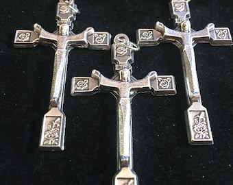 Risen Jesus Rosary Crucifix Lot of 3 Rosary or Pendant Cross Made in Italy Christian cross