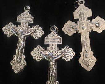 Jesus Cross Lot of 3 Italian Made Pardon Crucifix Double Sided Cross Vintage Style Catholic Christian Pendant Jesus Beattitudes