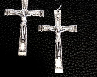 Lot of 2 Jesus  Crucifix  Modern INRI Rosary Cross Christian Made in ITALY Silver tone Crucifix Pendant