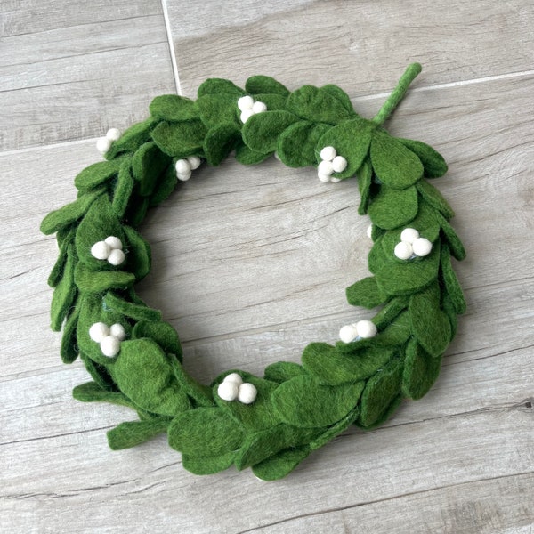 Mistletoe Felt Wreath - Christmas Wreath - Felt Decor - Needle Felt Wool