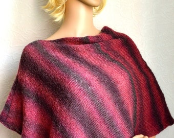 Poncho de mohair de mujer hecho a mano de punto