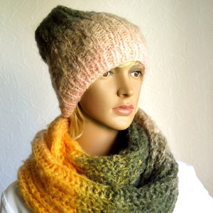 Hand gestrickte Damen Mohair Mütze und Schneckenschal Set