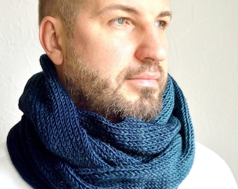 Hand made unisex wool snood scarf