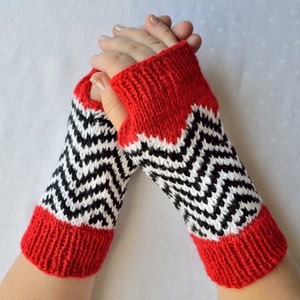 Handgestrickte &#39;&#39;Twin Peaks&#39;&#39; Armstulpen