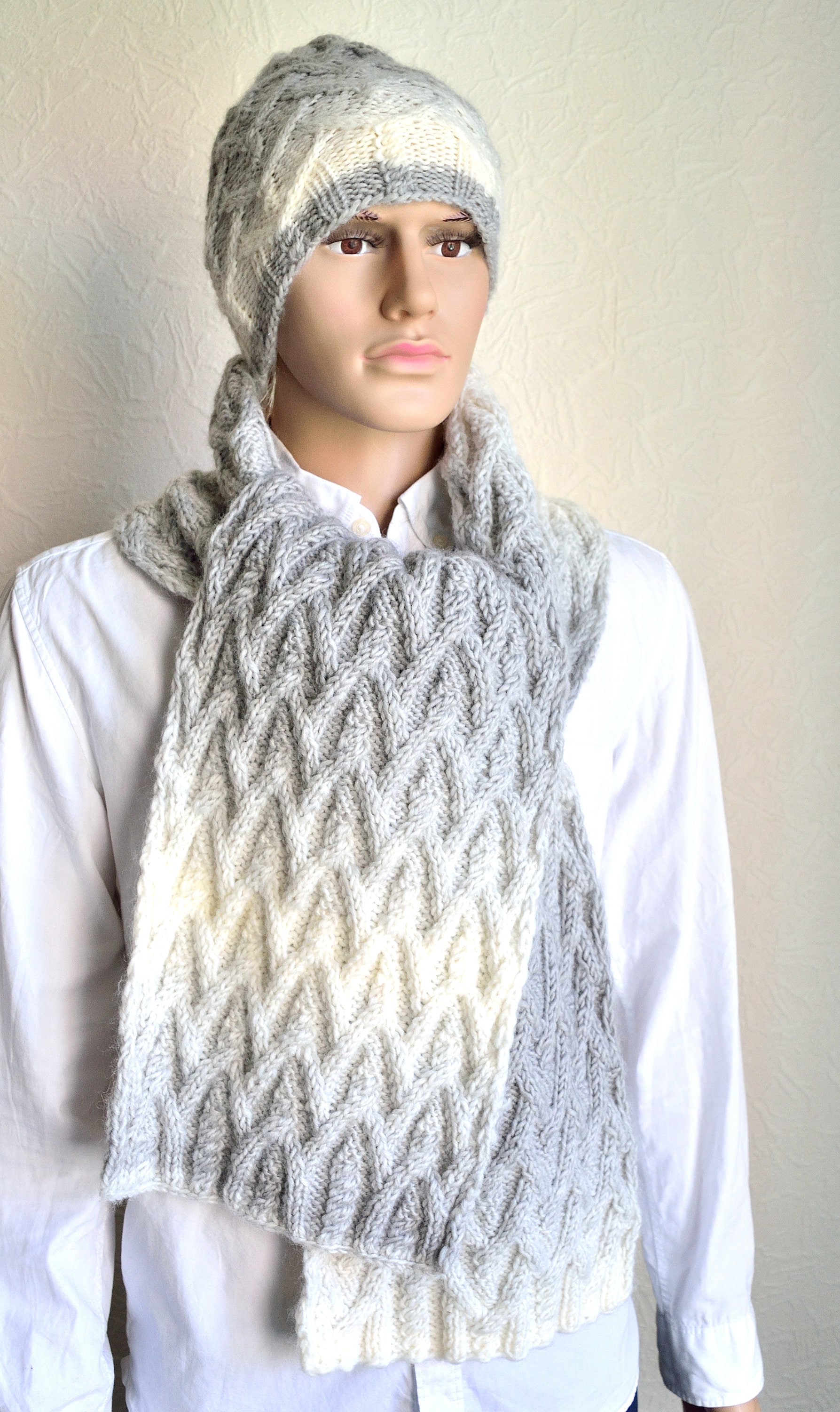 Ensemble Bonnet + écharpe En Laine épaisse - Taille Unique, Multicolore, Neuf Avec étiquettes