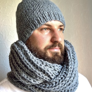 Hand knitted men&#39;s alpaca wool hat and snood scarf