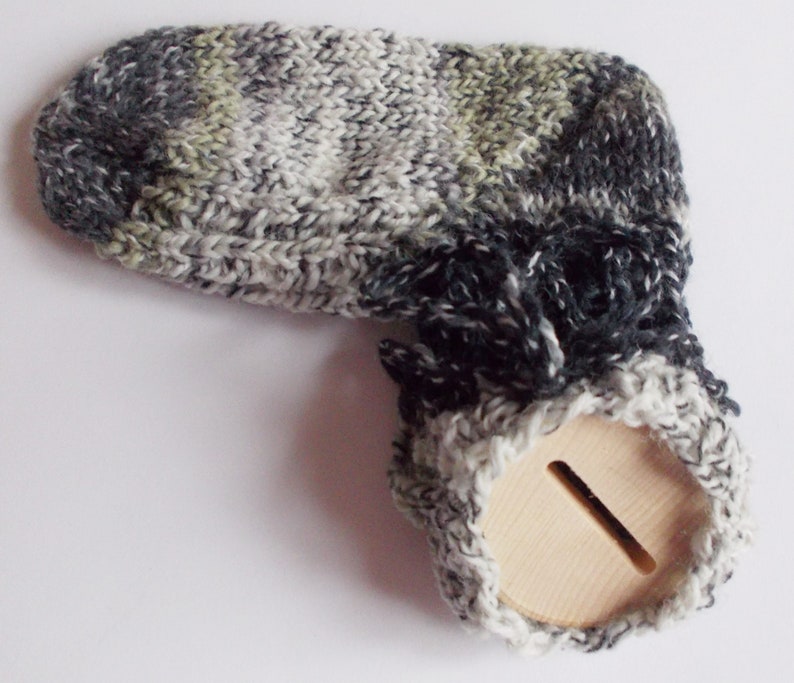 gray-black patterned saving sock