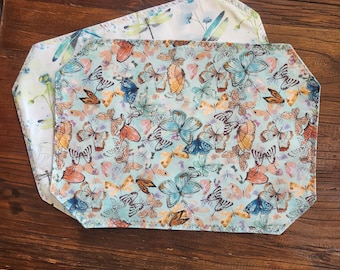 Butterfly Placemat, Reversible Dragonfly Garden Table Decor