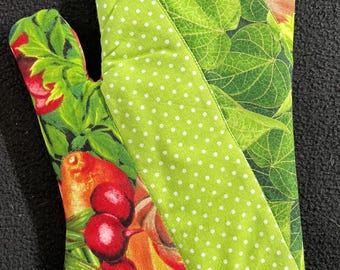 Vegetable Oven Mitt, Pieced Reversible Quilted Kitchen Mitt