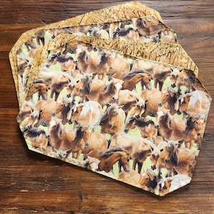Reversible Horse and Tree Pattern Placemats