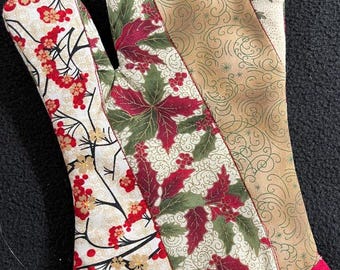 Christmas Oven Mitt, Pieced Cardinal Poinsettia Holiday Kitchen Mitt