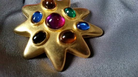 80's Gold Tone Cabochon Pin with Multi-colored St… - image 6