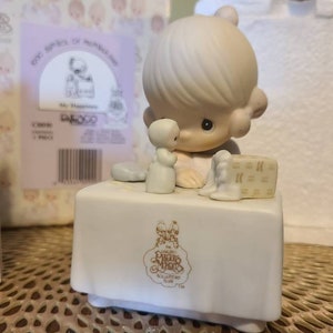 1990 Symbol of Membership  Precious Moments &quot;My Happiness&quot; c. 1989 Vintage