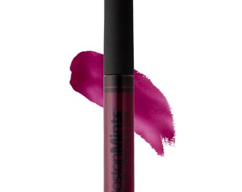 Newberry Lip Gloss Vegan, gluten and cruelty-free  with Aloe, Vitamins C & E, and  refreshing spearmint extract for soft and hydrated lips.