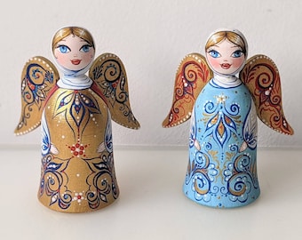 MADE to ORDER a pair of Angels in kerchiefs Varen'ka and Nasten'ka, TWO Angels, 8cm,  Hand painted Angels, Little angels, wooden figurines