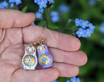 Little White/Lilac Matryoshka earrings, cute matryoshka hand painted earrings, Russian doll lacquered earrings, hand made wooden earrings