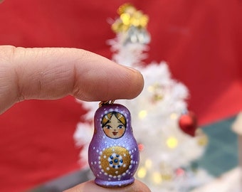 Little lilac/purple Matryoshka pendant, cute matryoshka hand painted pendant, Russian doll lacquered pendant, hand made wooden pendant