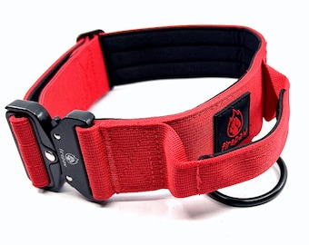 May include: Red dog collar with a black buckle and a black D-ring. The collar has a black and red logo that says "firepaw".