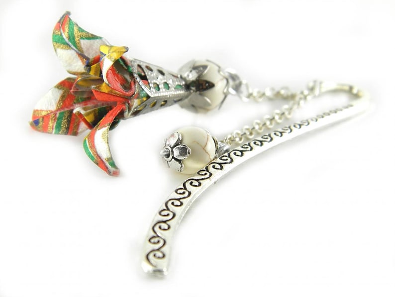 Origami bookmark Iris
