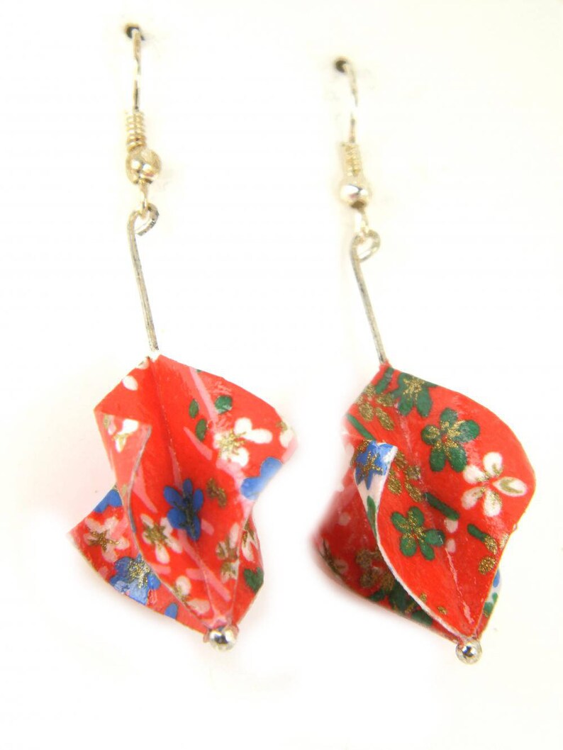 Origami earring Elice