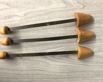 vintage wooden shoe stretchers,shoe saver,pair of shoe tree forms,shoe shaper,vintage shoe stretchers,antique wood and metal shoe stretchers